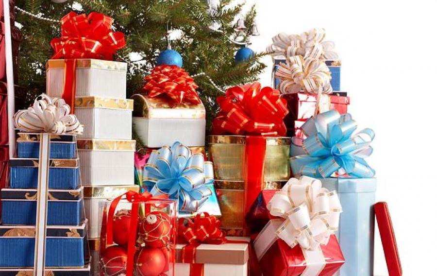 15 бесполезных подарков на новый год