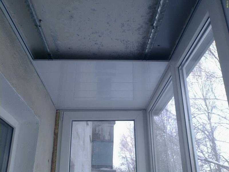 Потолок на балконе или лоджии: 55+ фото, современные варианты отделки