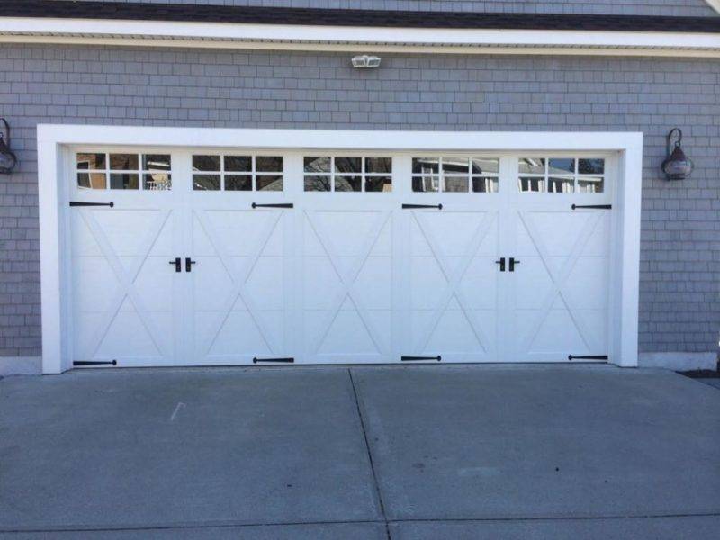 Как покрасить гаражные ворота своими руками