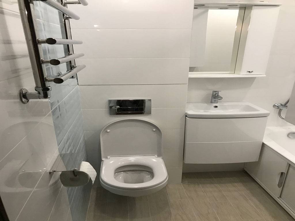 Каким должен быть интерьер ванной комнаты, совмещенной с туалетом