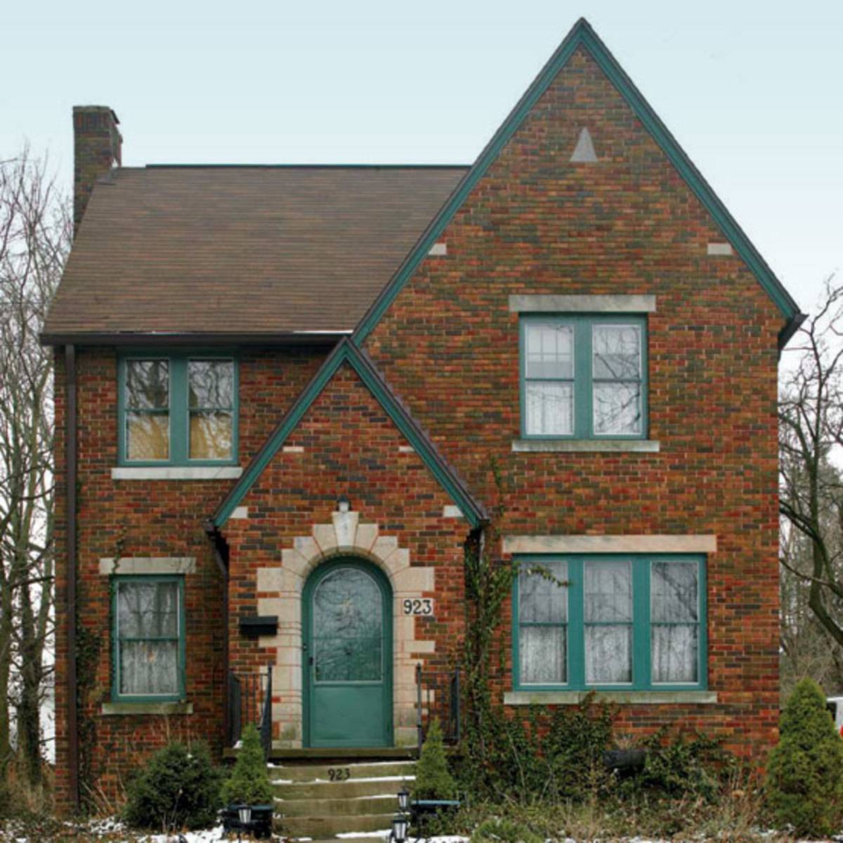 Стиль Тюдор (Tudor Revival Cottage)