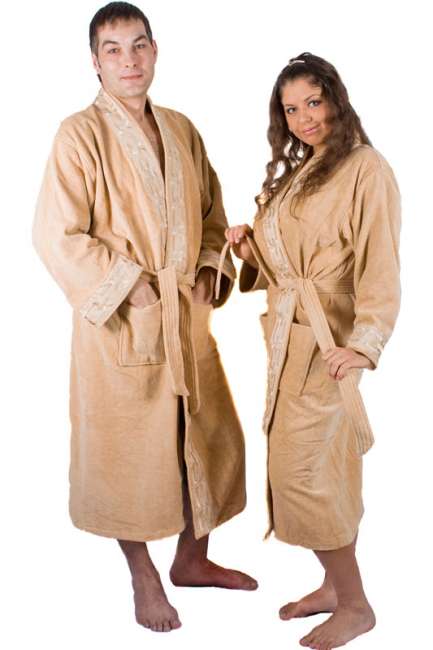Выбираем банный женский халат: махровый или вафельный — evehealth