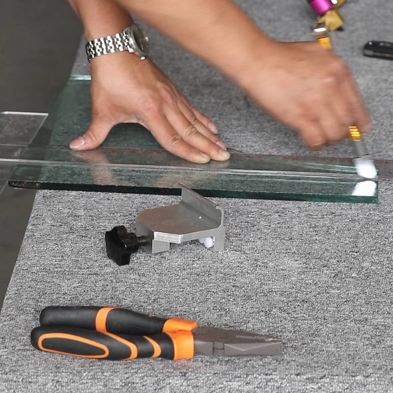 Стеклорез: типичные и уникальные инструменты для нарезки стекла (85 фото)