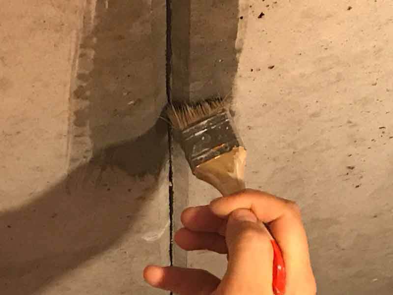 Заделка швов между плитами перекрытия на потолке – советы и методы