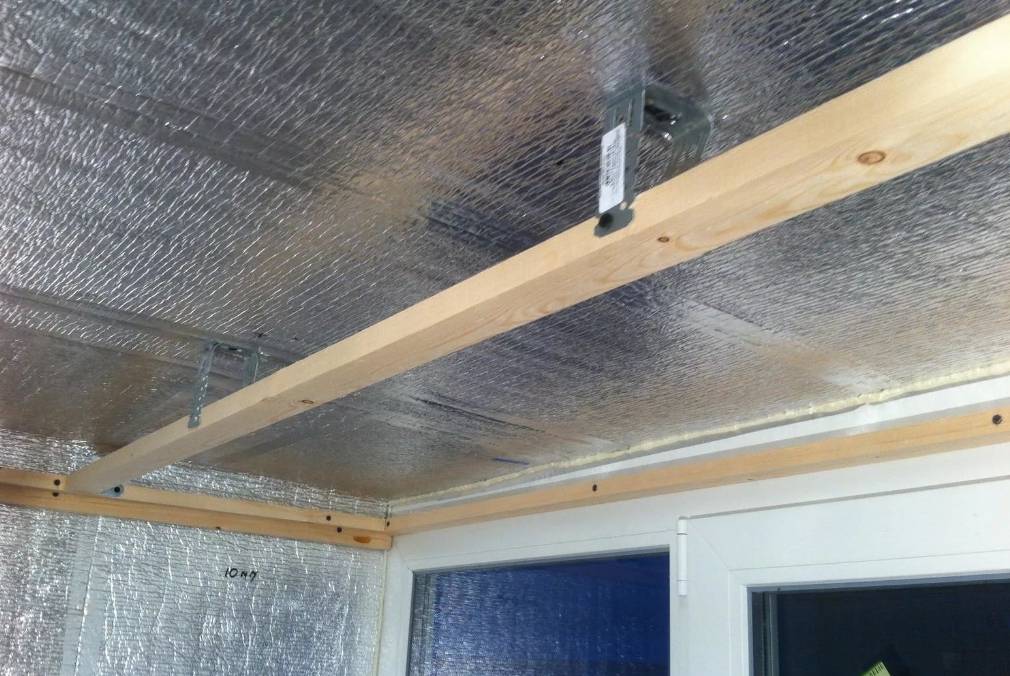 Монтаж панелей пвх на стены и потолок – особенности подготовки и пошаговые инструкции