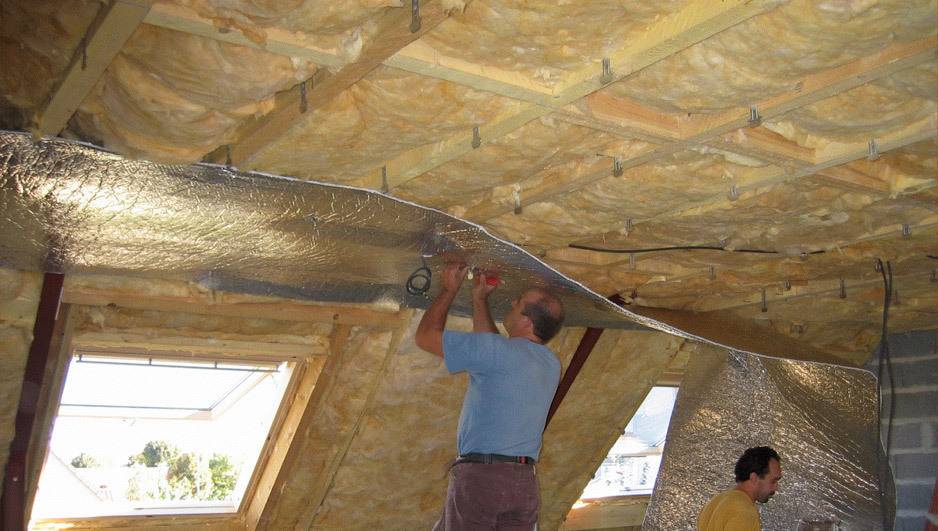 Как утеплить крышу бани своими руками: материалы и поэтапное описание работ