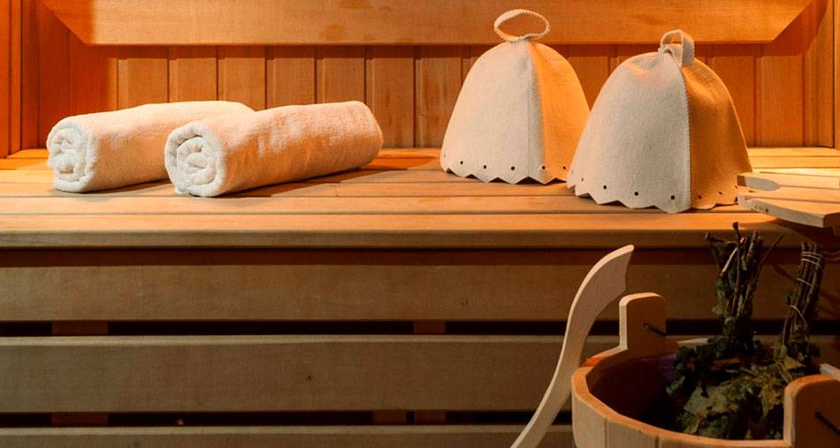 Поделки для бани своими руками: бондарные изделия, таблички, деревянные панно
