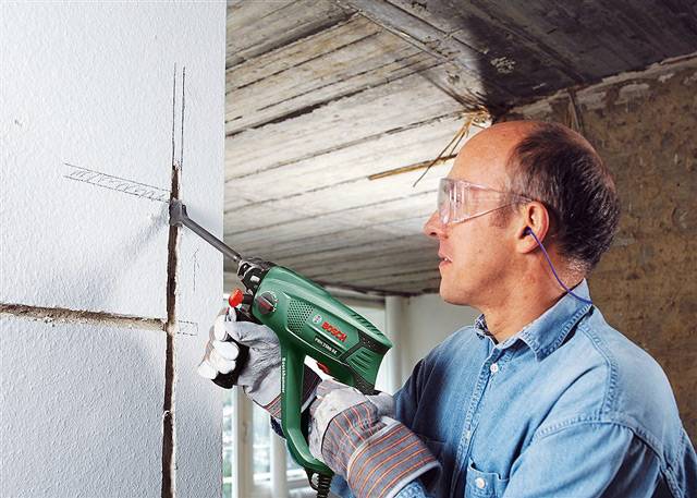 Штробление стен под проводку: как проштробить стену своими руками без пыли (120 фото)