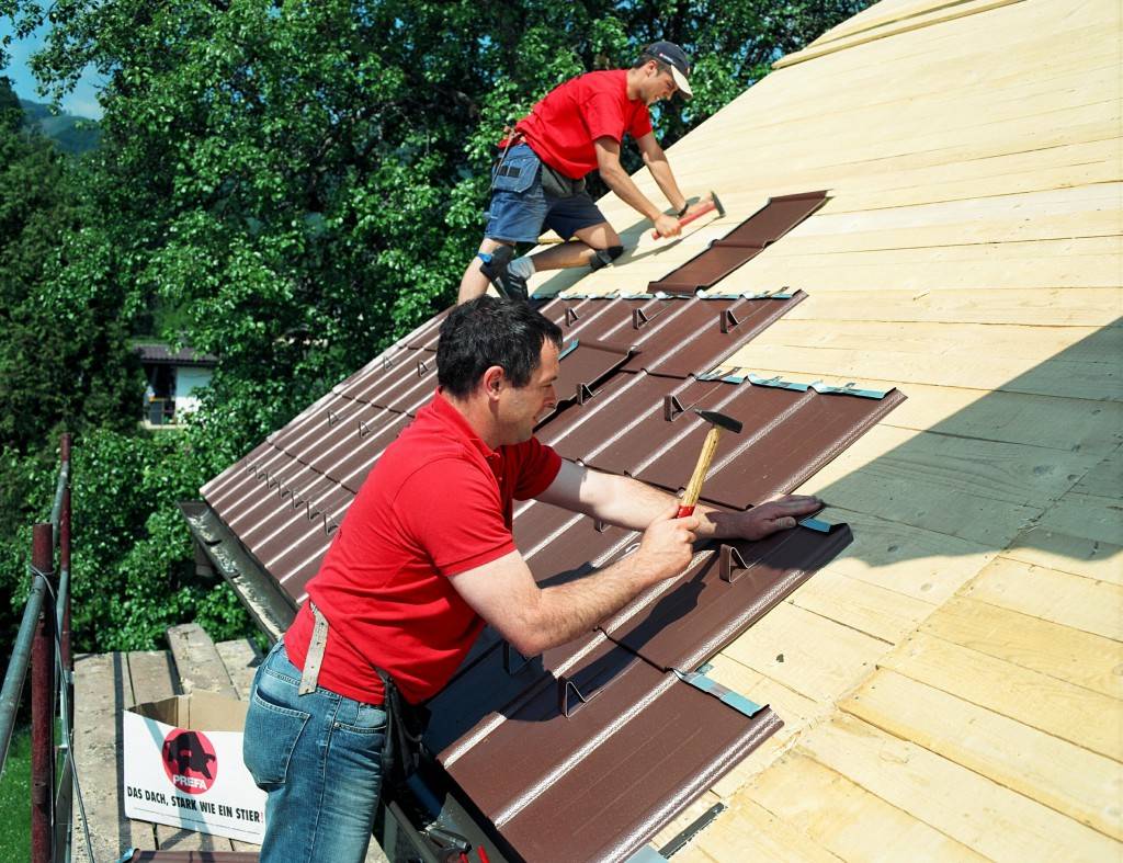 Как крыть крышу ондулином своими руками - подробная инструкция