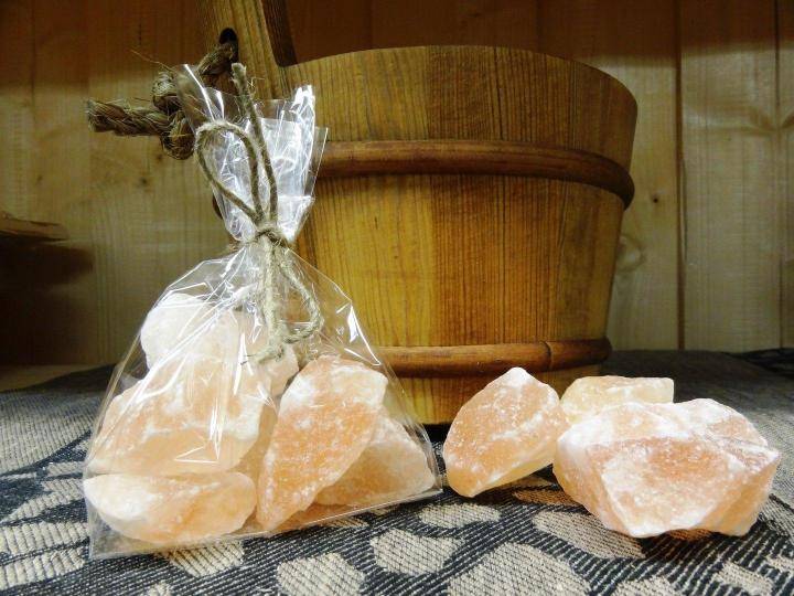 Гималайская соль для бани: как правильно использовать для достижения максимально полезного эффекта