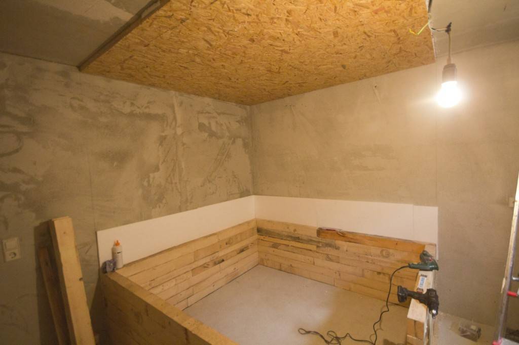 Гараж и баня под одной крышей – особенности и примеры проектов