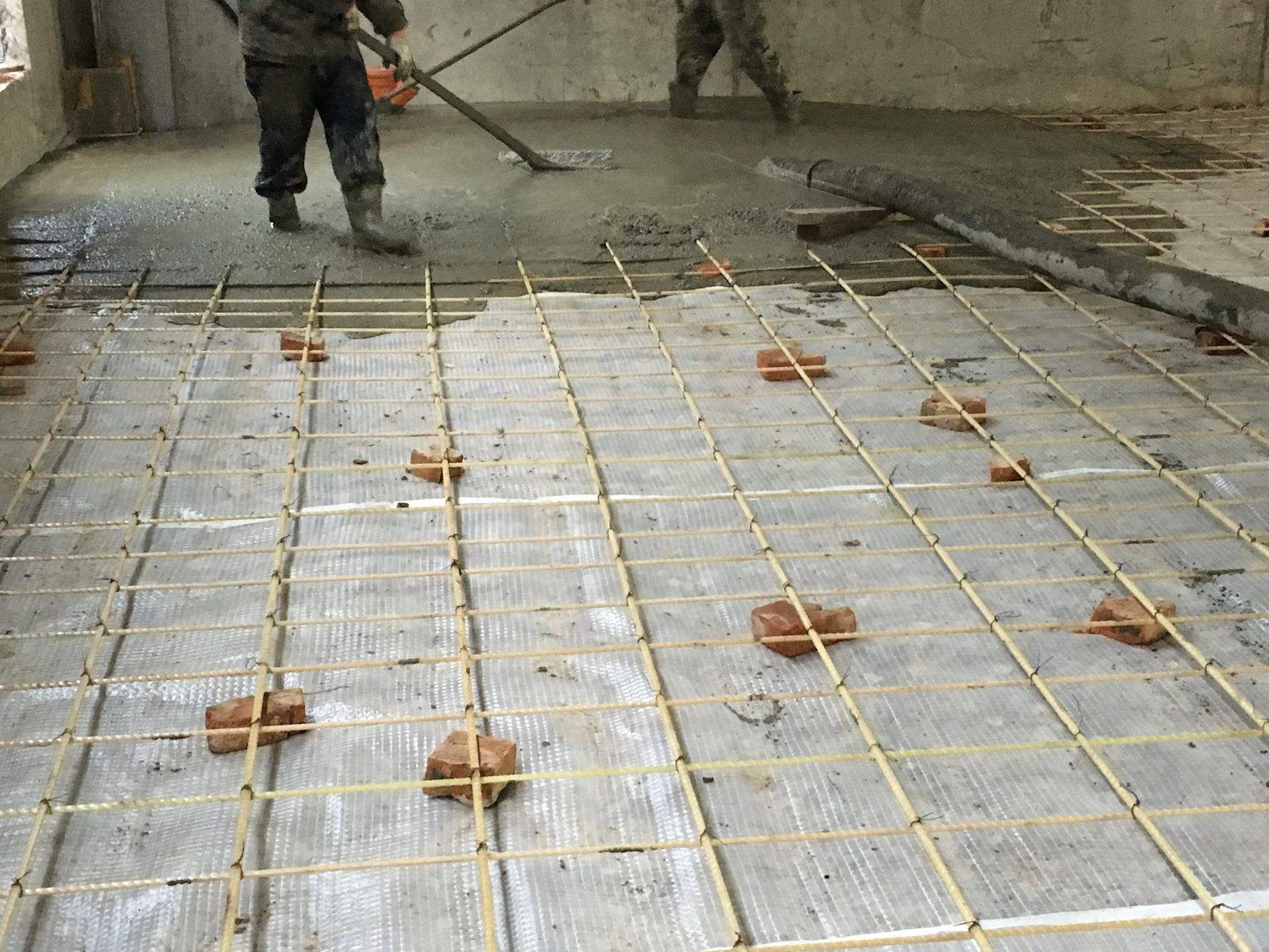 Как укладывать сетку для армирования стяжки пола из бетона: Советы - Обзор