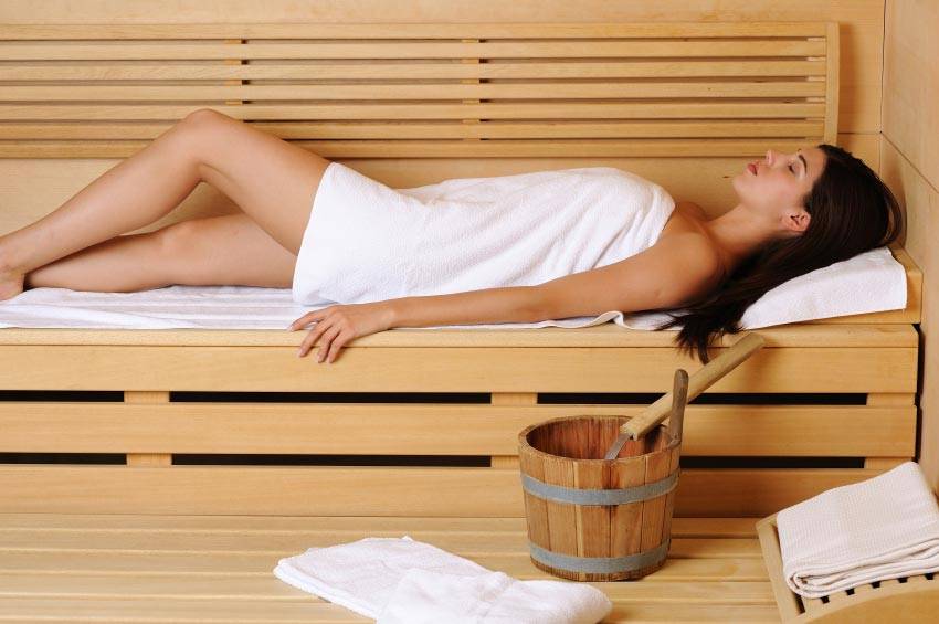 Антицеллюлитный массаж в бане: правила выполнения, эффективность