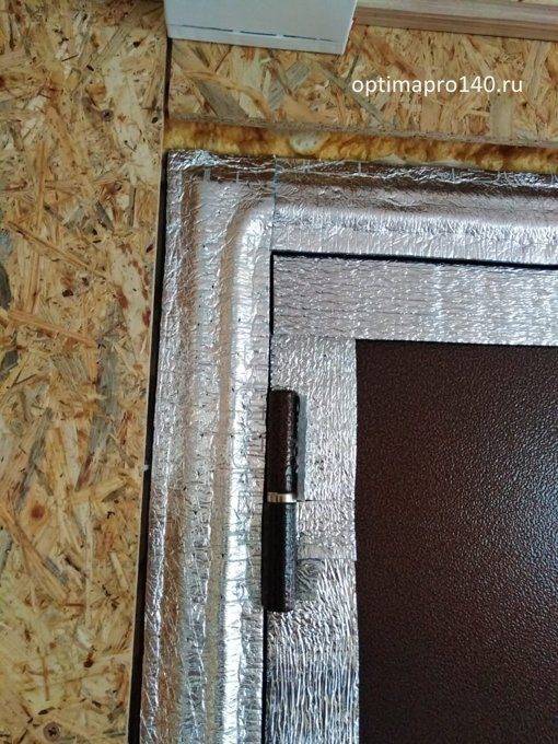 Потеет входная металлическая дверь – как исправить ситуацию? обзор