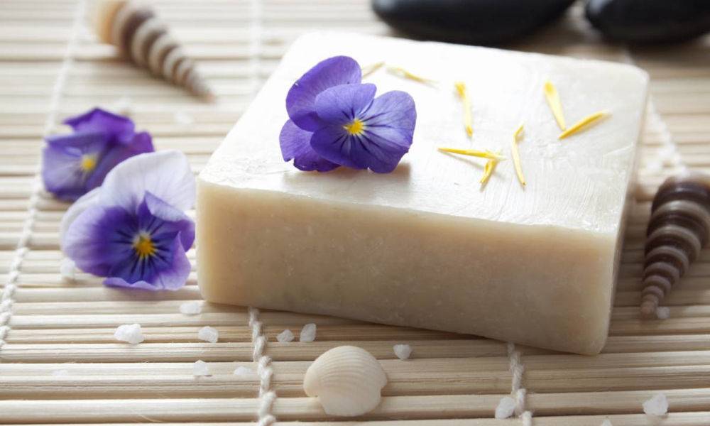 Мыло для бани: состав, правила выбора и применения, как и из чего сделать банное мыло своими руками