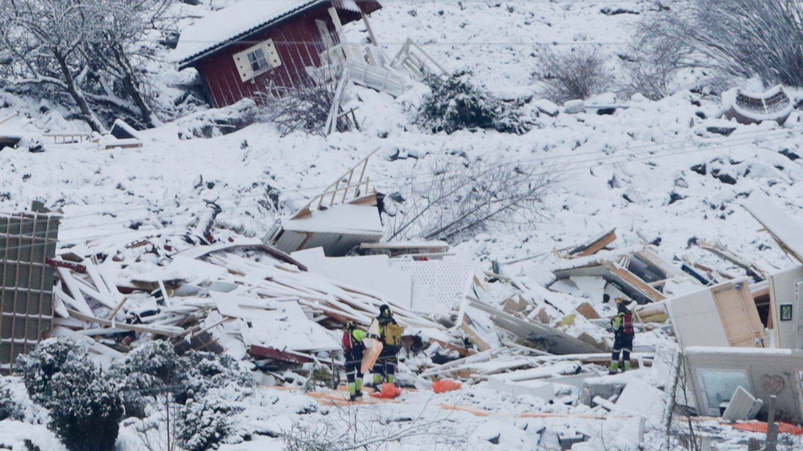 В норвегии дома унесло в море: итоги трагедии и как обезопасить себя от этого