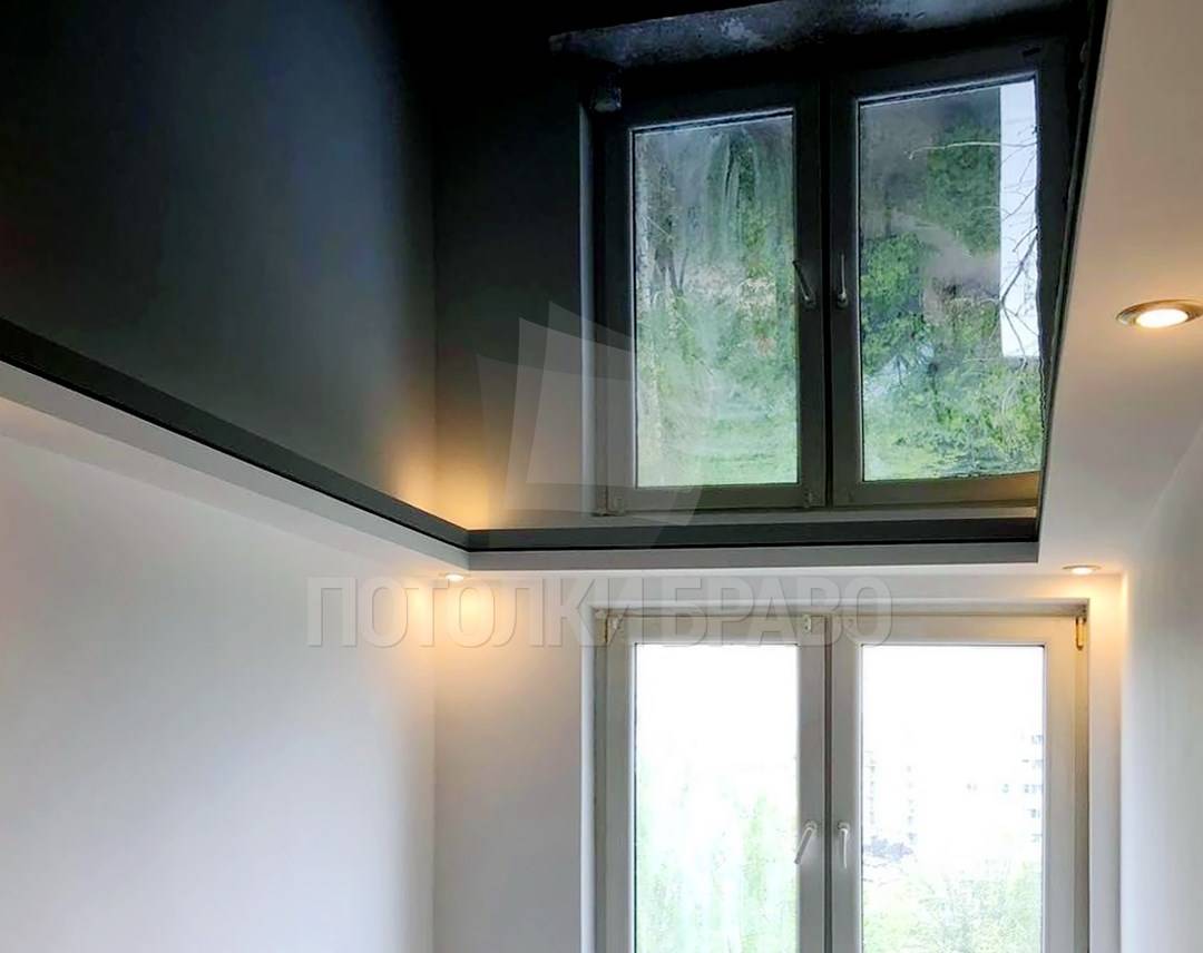 Черный натяжной потолок - применение в интерьере, фото