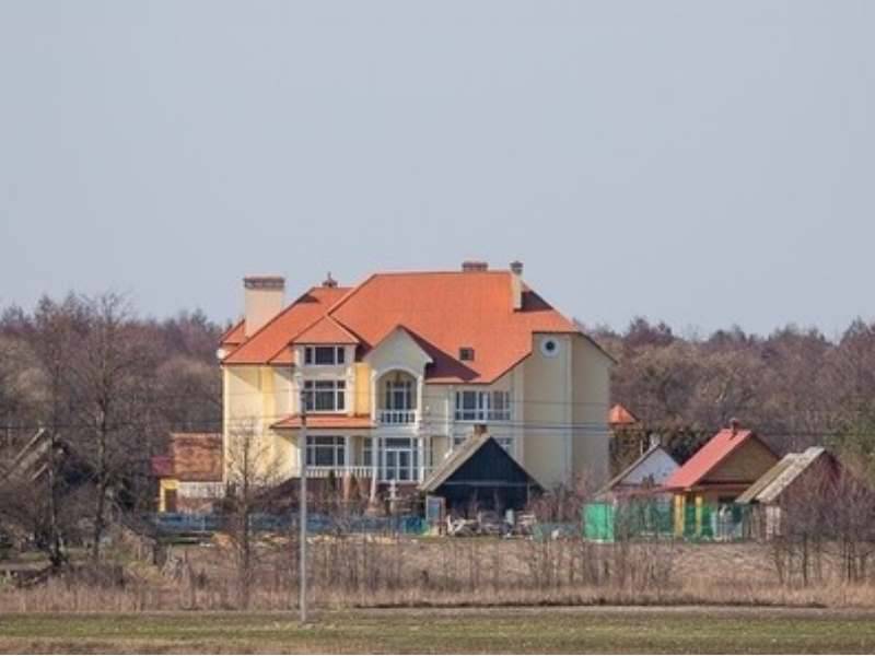 Камиль Агзамович возрождает родное село – строит дома и раздает их бесплатно