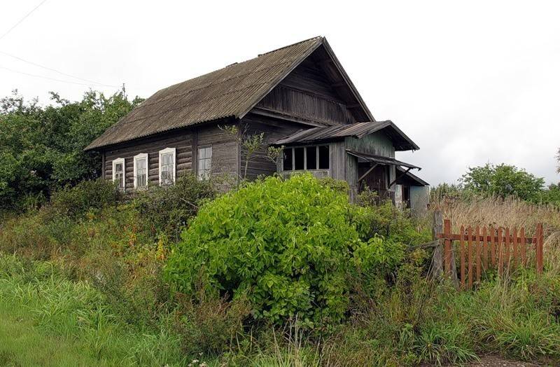 Как найти брошенный дом в деревне и оформить его в собственность