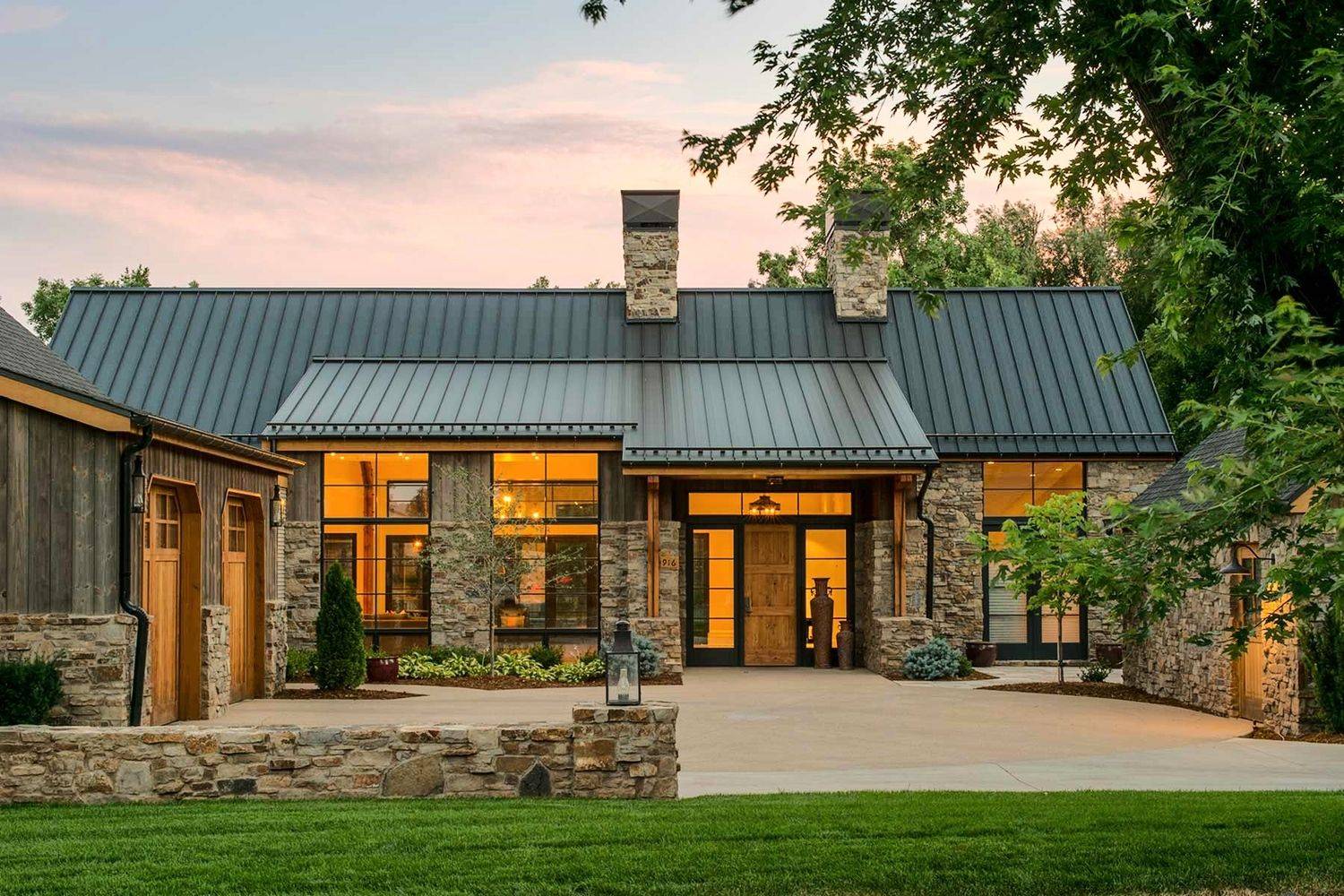 Как сделать стиль ранчо частного дома: виды фасада и интерьера- обзор +видео
