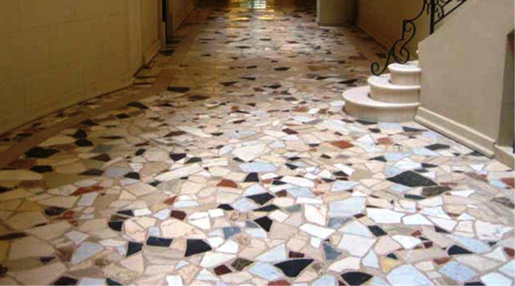 Мозаика напольная: мозаичный пол из мраморной крошки, стеклянная и керамическая плитка, покрытие из керамогранита