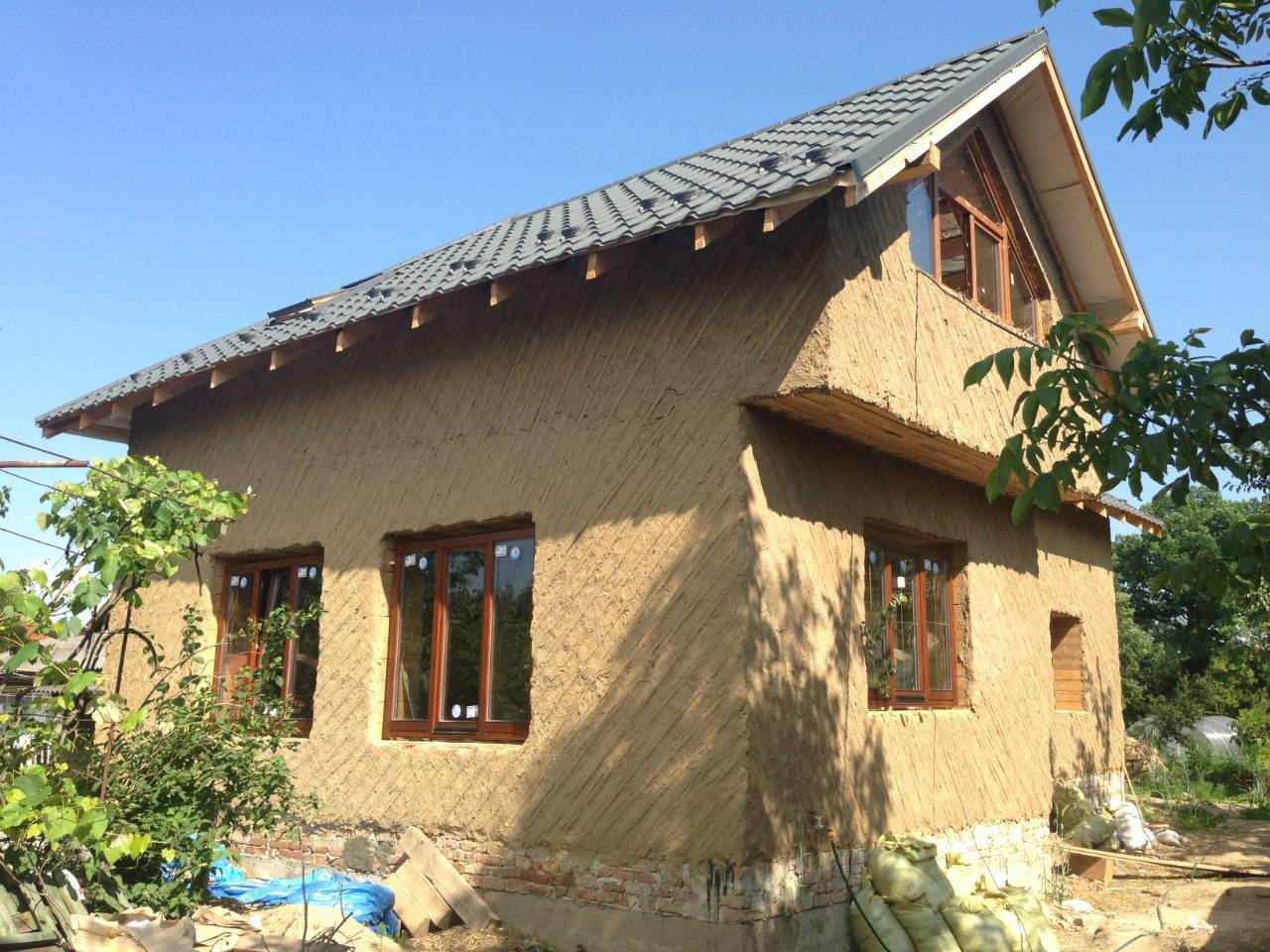 Глиночурка — технология строительства дома из дров и глины