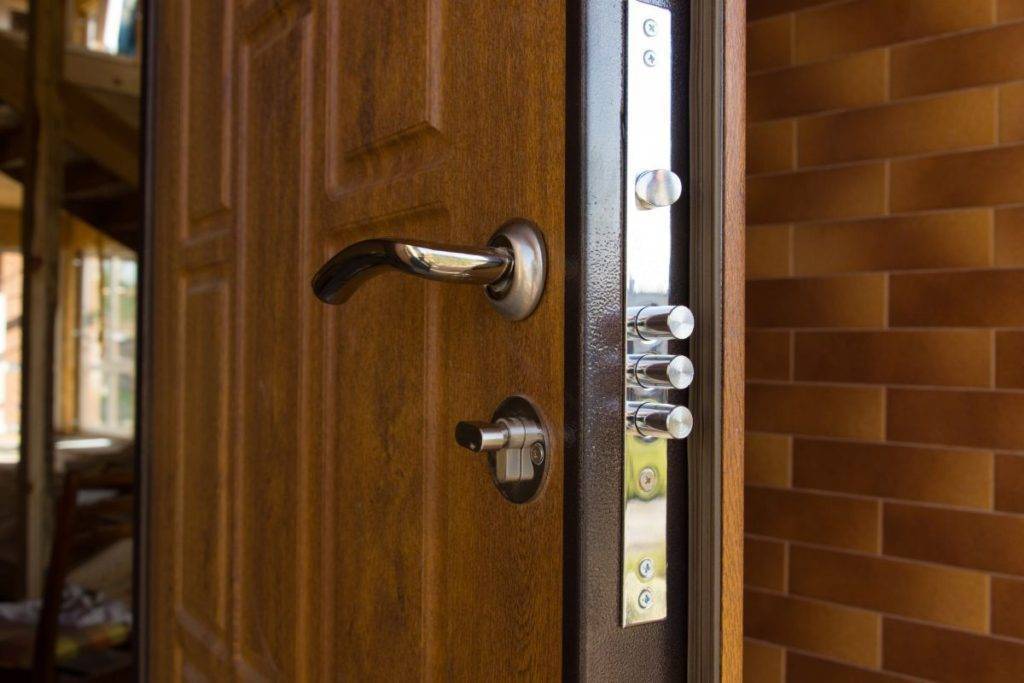 Как выбрать входную металлическую дверь советы профессионала