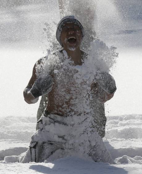 После бани в снег: вред или польза для нашего организма?