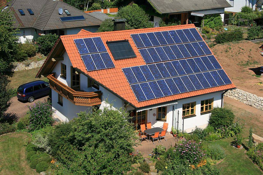 Солнечные батареи на крышу: описание, способы монтажа, принцип работы, отзывы