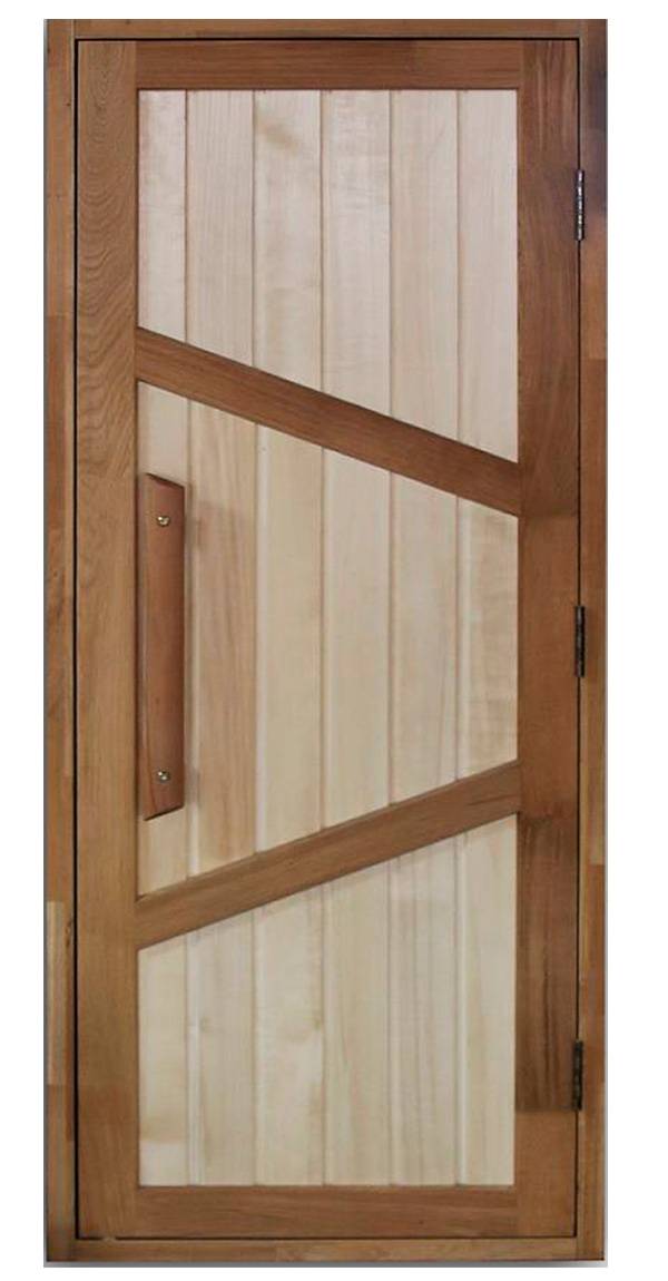 Выбираем правильные деревянные двери для бани