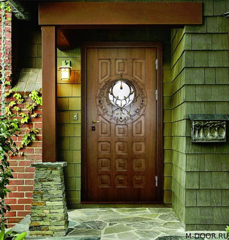 Входная дверь в частный дом (62 фото): уличные и утепленные изделия в частный дом и коттедж, теплые и морозостойкие модели